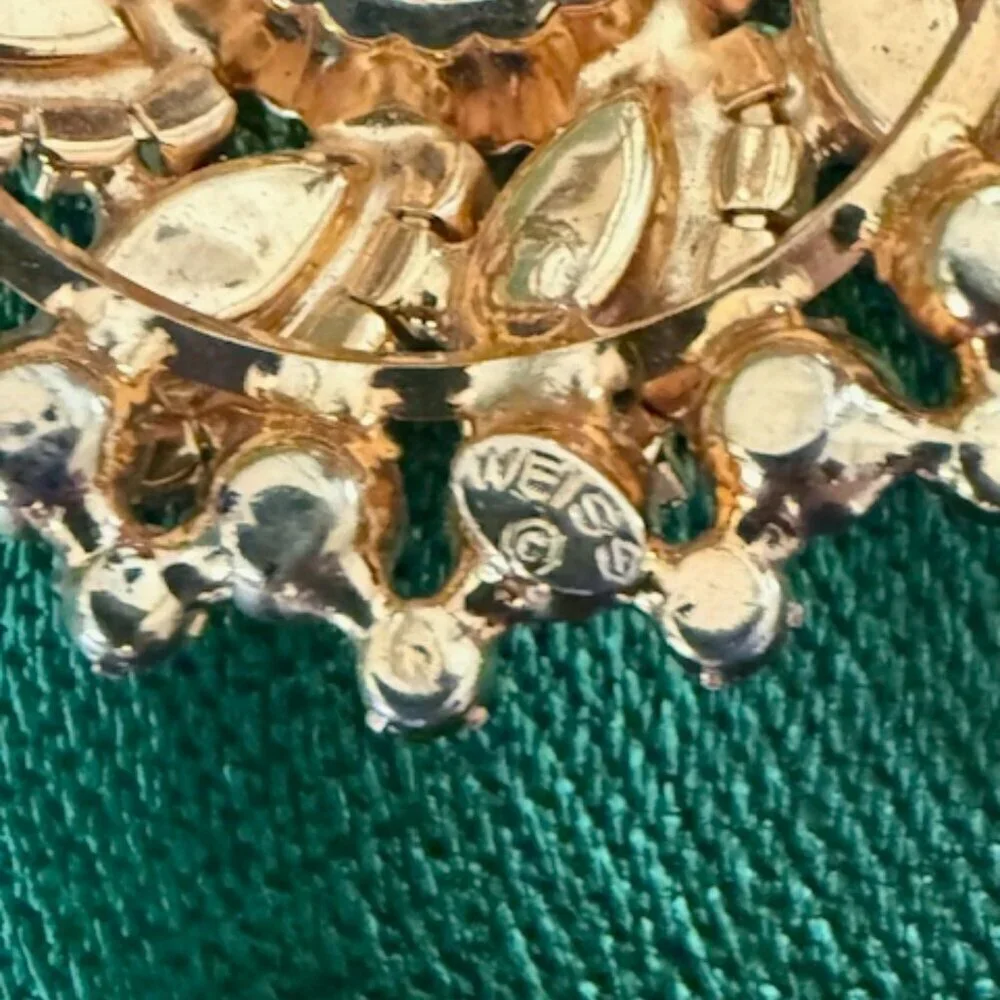 vintage weiss brooch